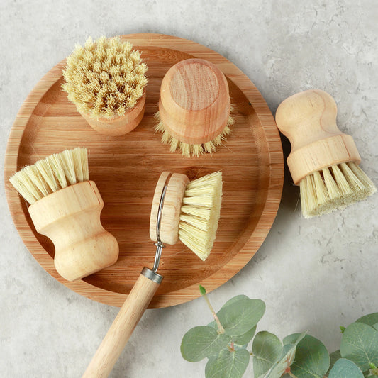 🌿 Naturlig oppvaskbørstesett i tre og sisal – 5 deler