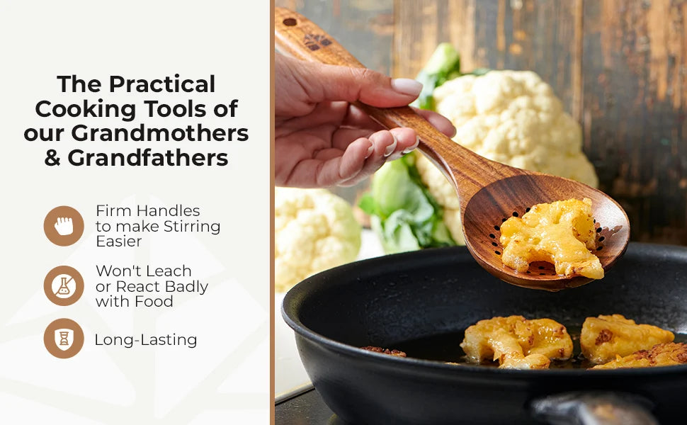 🍴 Tresett for kjøkken – 10 deler i slitesterkt teak

Oppgrader kjøkkenet ditt med et komplett sett miljøvennlige kjøkkenredskaper i tre.
Dette eksklusive settet består av 10 deler i naturlig teak-tre – perfekt for deg som vil ha både funksjon og design,